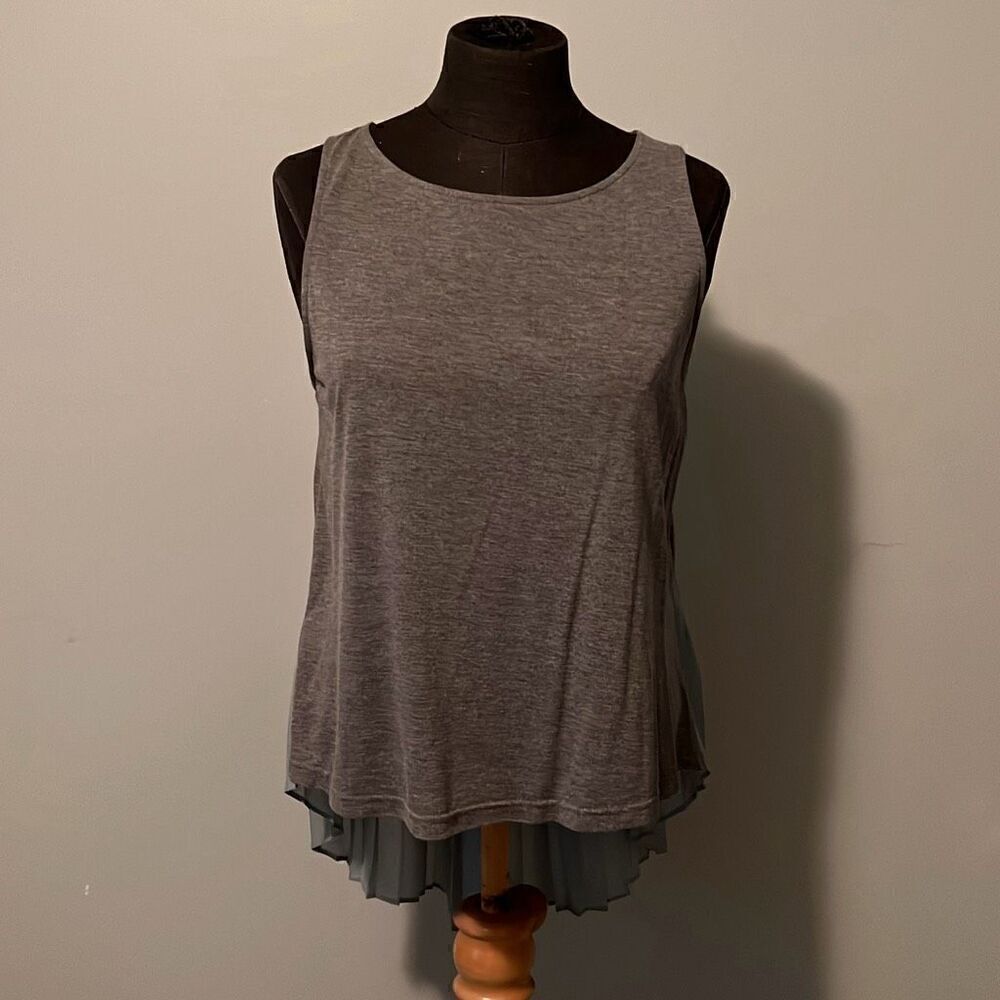 Urban Outfitters Sparkle & Fade Womens Gray high Low Hem Pleated Tank Top
